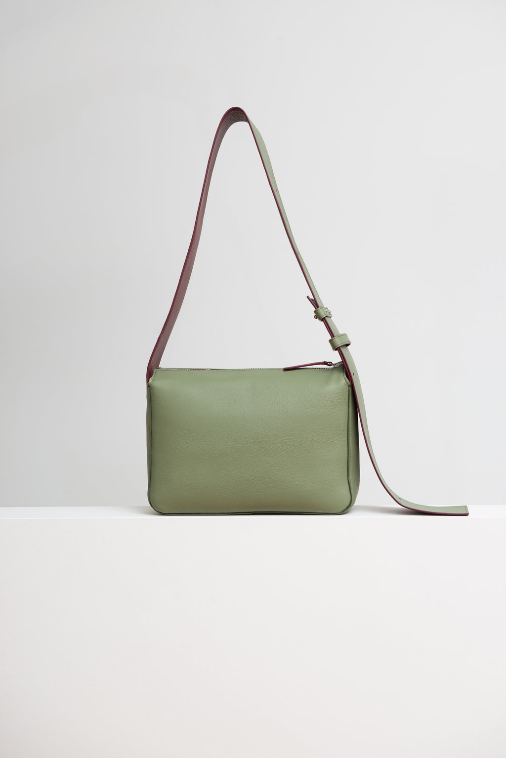 Cremisi x Olive